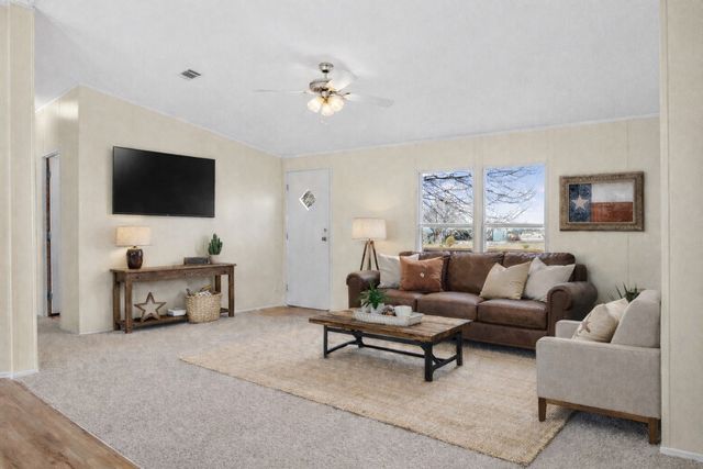 242 Private Road 4732, Rhome, TX 76078