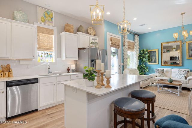 104 Satsuma Drive, Youngsville, LA 70592