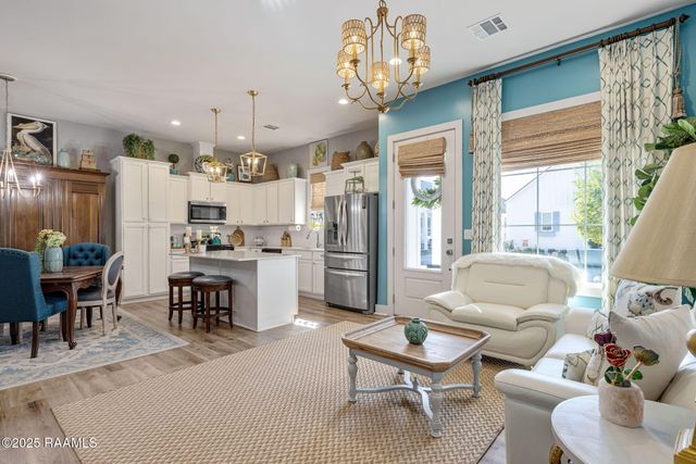 104 Satsuma Drive, Youngsville, LA 70592