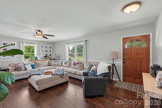 7220 Pharr Mill Road, Harrisburg, NC 28075