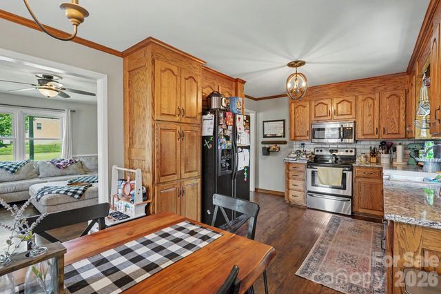 7220 Pharr Mill Road, Harrisburg, NC 28075