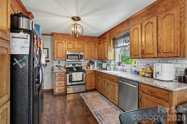 7220 Pharr Mill Road, Harrisburg, NC 28075