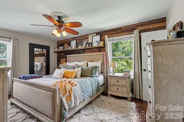 7220 Pharr Mill Road, Harrisburg, NC 28075