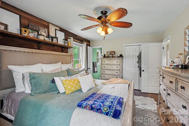 7220 Pharr Mill Road, Harrisburg, NC 28075