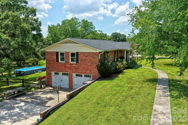 7220 Pharr Mill Road, Harrisburg, NC 28075
