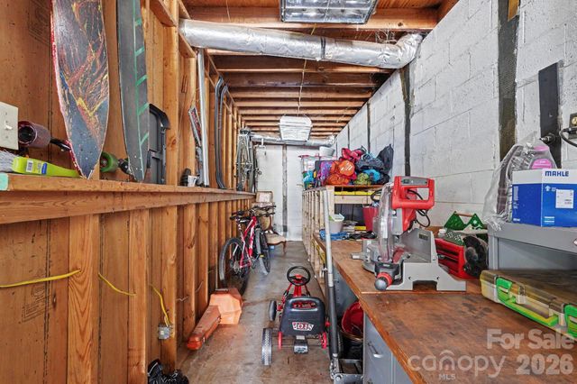 7220 Pharr Mill Road, Harrisburg, NC 28075