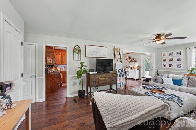 7220 Pharr Mill Road, Harrisburg, NC 28075