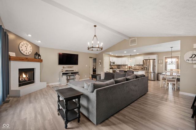 4981 N 500 W, Bargersville, IN 46106