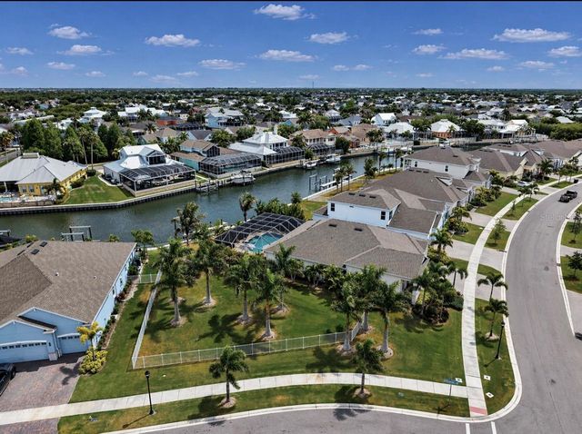 954 SIGNET DRIVE, Apollo Beach, FL 33572