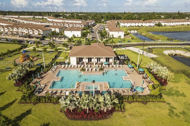 2408 NW 131st Cir 2408, Miami, FL 33167