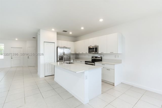 2408 NW 131st Cir 2408, Miami, FL 33167