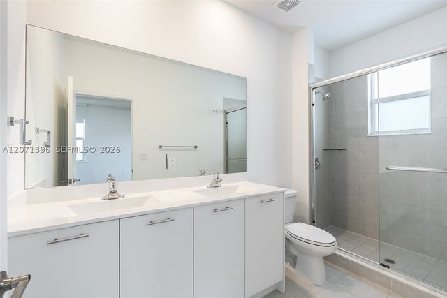 2408 NW 131st Cir 2408, Miami, FL 33167