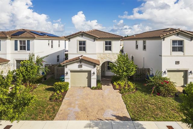 2408 NW 131st Cir 2408, Miami, FL 33167