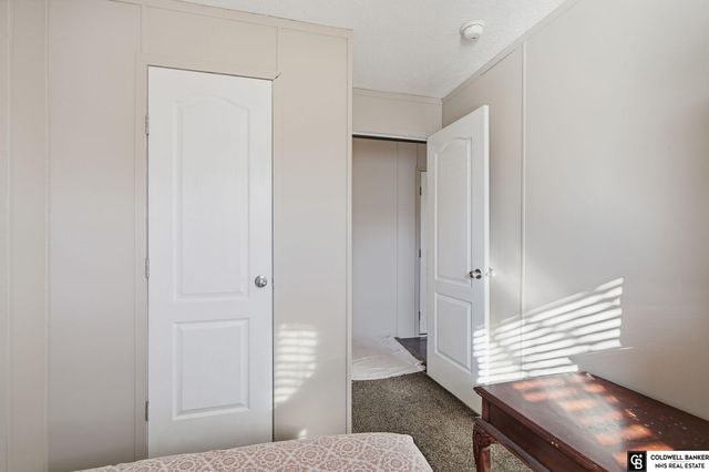 3800 NW Gum Court, Lincoln, NE 68521