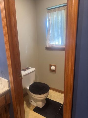 14408 St Andrews Drive, Grandview, MO 64030