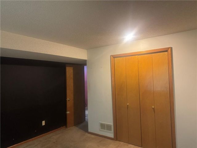 14408 St Andrews Drive, Grandview, MO 64030