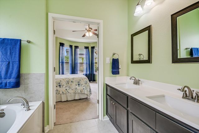 5013 Pearl Crescent LN, Georgetown, TX 78626