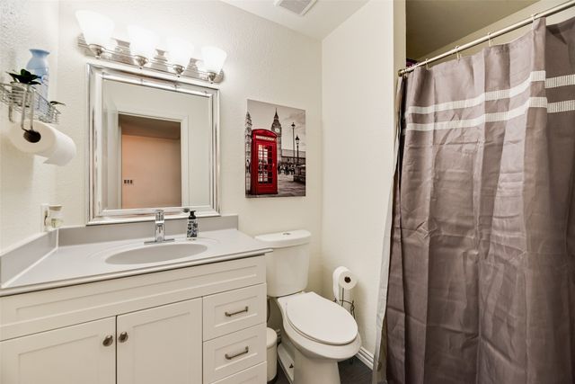 7510 Holly Hill Drive 111, Dallas, TX 75231