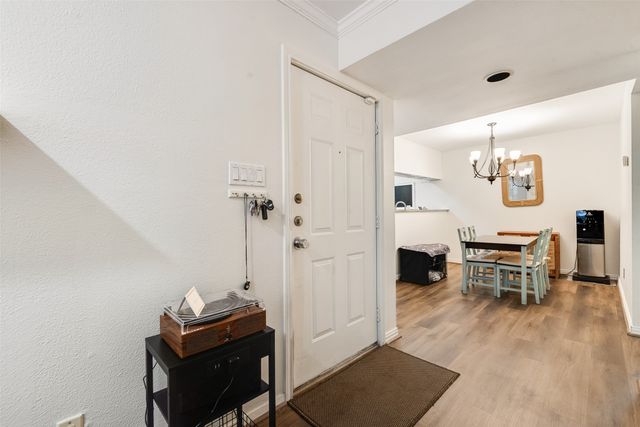 7510 Holly Hill Drive 111, Dallas, TX 75231