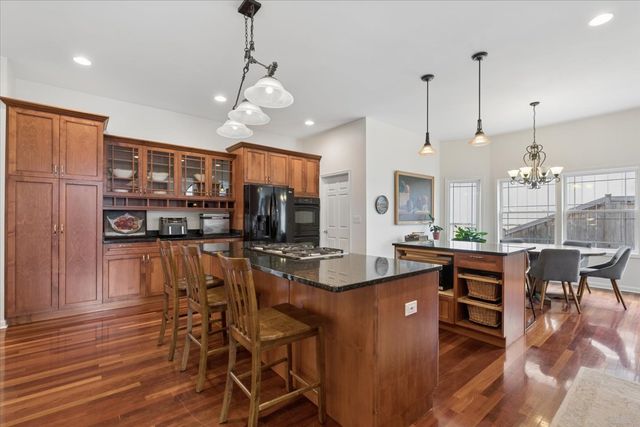 1311 Carlisle Place, Deerfield, IL 60015