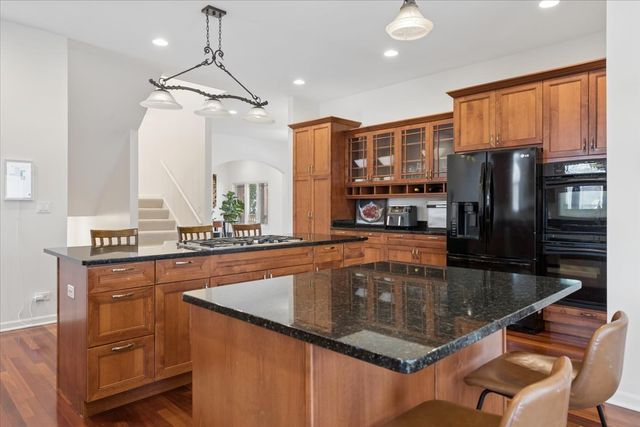 1311 Carlisle Place, Deerfield, IL 60015