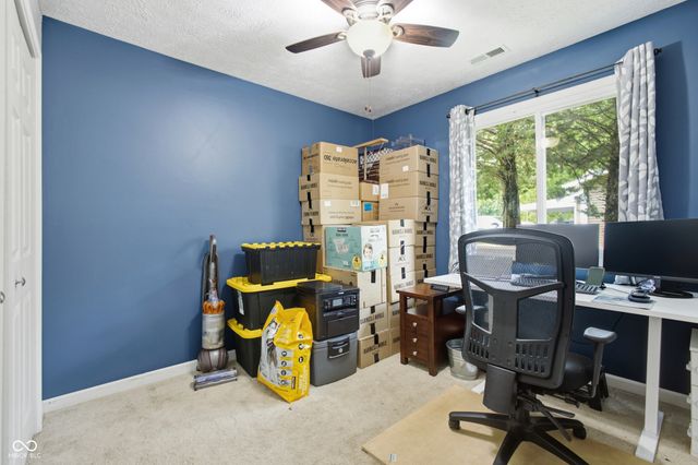 975 Stonegate Road, Greenwood, IN 46142