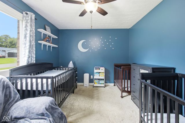 975 Stonegate Road, Greenwood, IN 46142