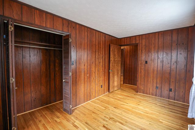 178 Lawson Ln, Benton, KY 42025