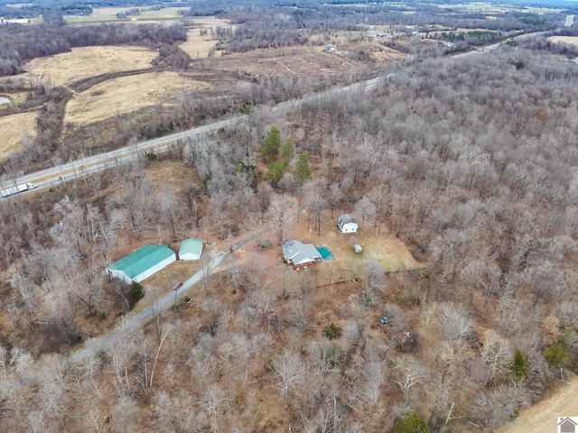 178 Lawson Ln, Benton, KY 42025