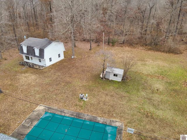 178 Lawson Ln, Benton, KY 42025