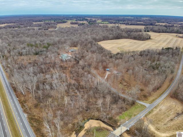 178 Lawson Ln, Benton, KY 42025