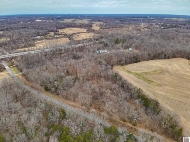 178 Lawson Ln, Benton, KY 42025