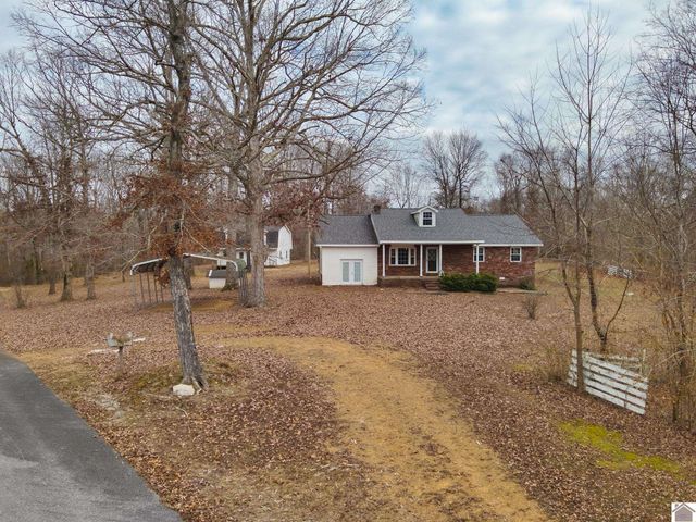 178 Lawson Ln, Benton, KY 42025