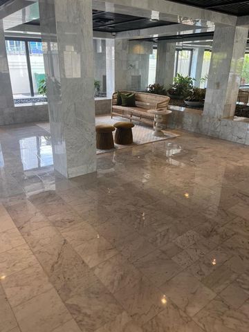 5415 COLLINS Avenue 202A, Miami Beach, FL 33140