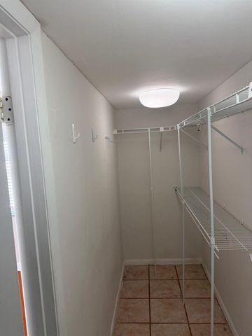 5415 COLLINS Avenue 202A, Miami Beach, FL 33140