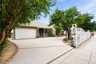 11840 Gilmore, Los Angeles, CA 91606