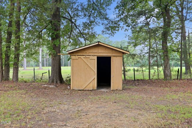 3125 Mcbryde Street, Linden, NC 28356