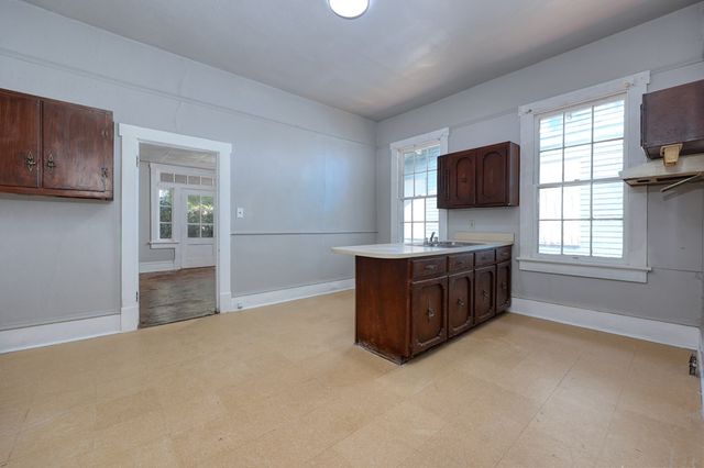 2904 Beacon Avenue, Columbus, GA 31904