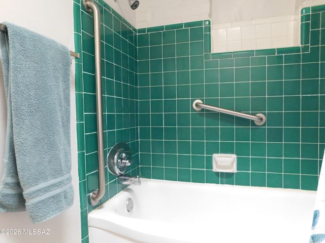 3348 E Fort Lowell Road, Tucson, AZ 85716