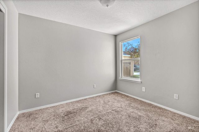 6986 S Dewberry Ave, Boise, ID 83709