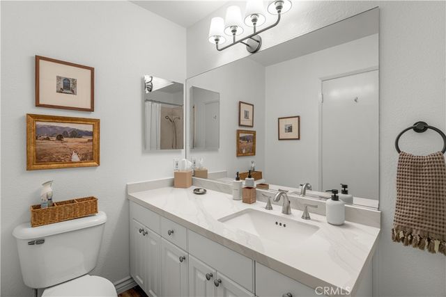 4637 Willis 208, Sherman Oaks, CA 91403