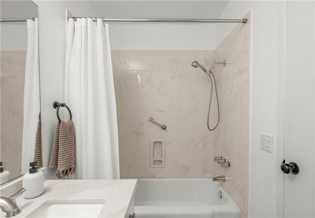 4637 Willis 208, Sherman Oaks, CA 91403