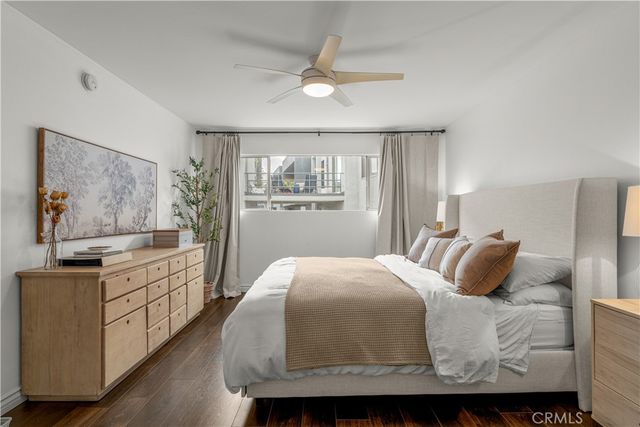 4637 Willis 208, Sherman Oaks, CA 91403