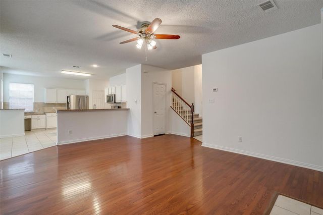 4601 Belladonna Drive, Fort Worth, TX 76123