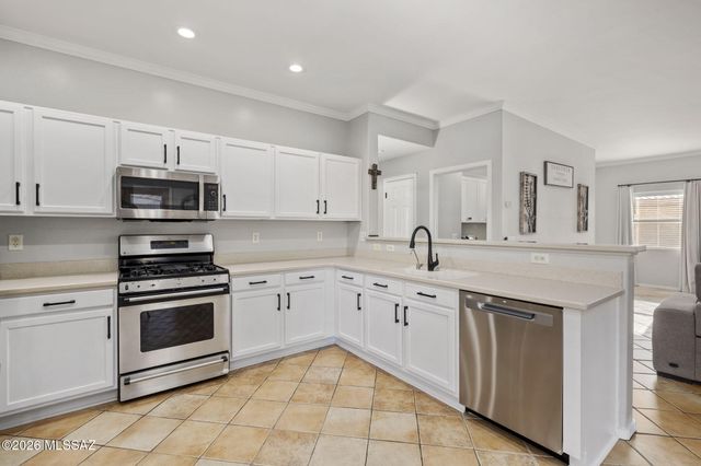 5520 W Crimson Bluff Drive, Marana, AZ 85658