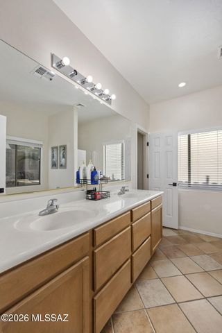 5520 W Crimson Bluff Drive, Marana, AZ 85658