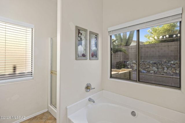 5520 W Crimson Bluff Drive, Marana, AZ 85658