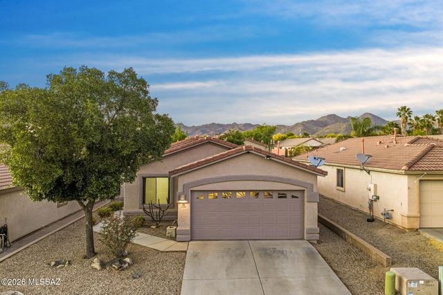 5520 W Crimson Bluff Drive, Marana, AZ 85658