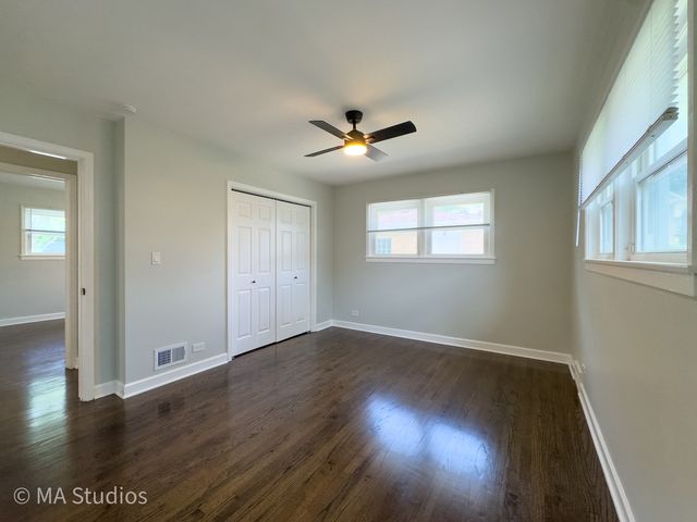 4256 Golf Road, Skokie, IL 60076