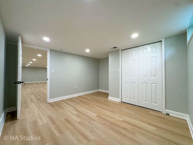 4256 Golf Road, Skokie, IL 60076